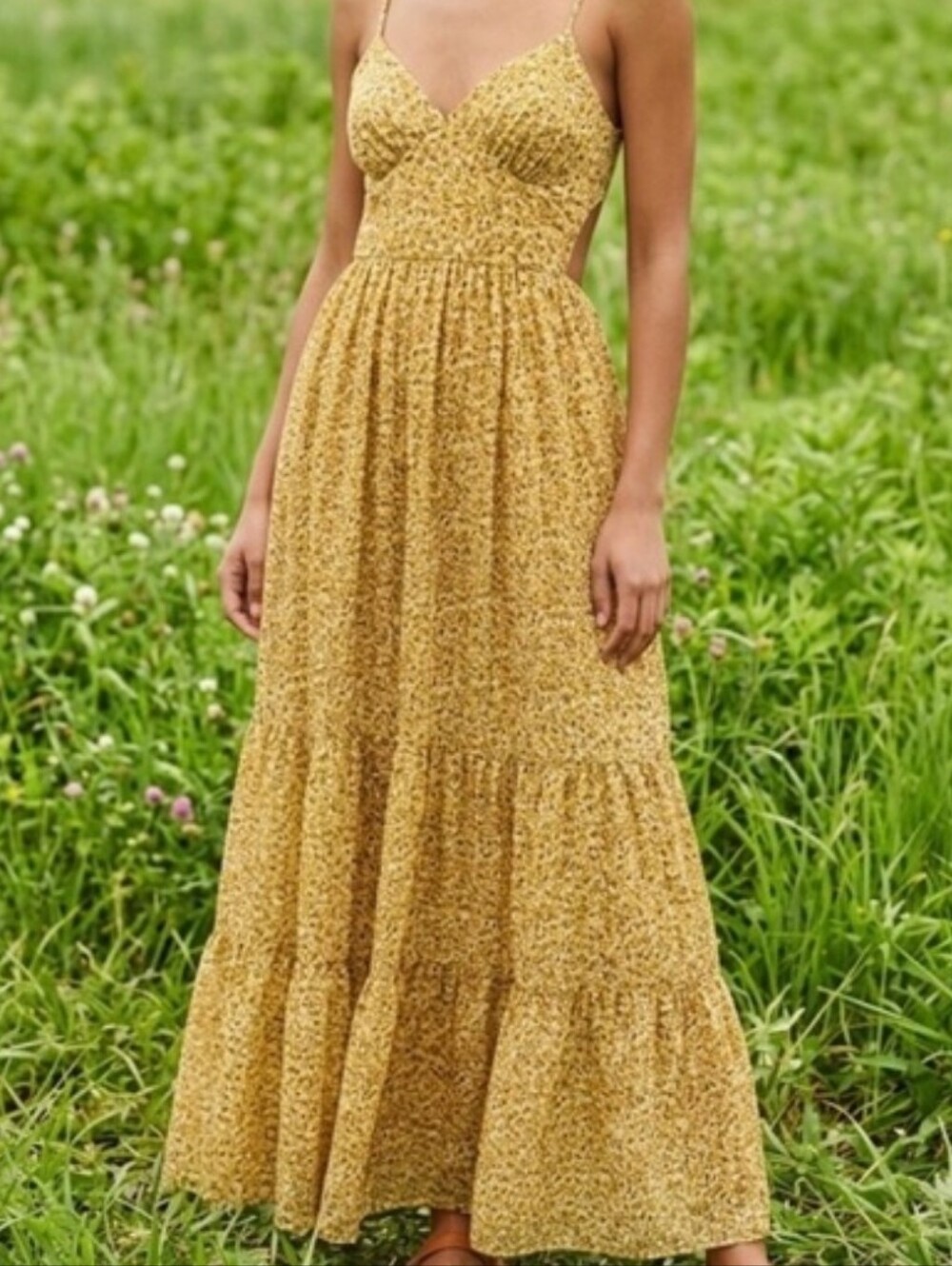 Floral Yellow Maxi Dress with Spaghetti Straps Bin D